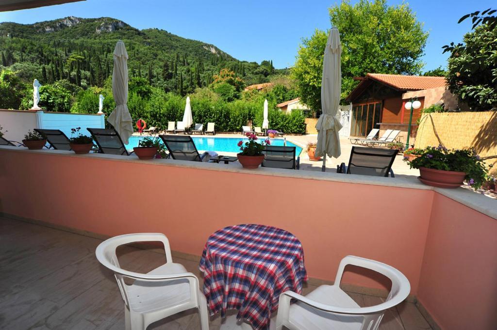 Apartments Corfu Sun Pool Side Benitses  Room photo